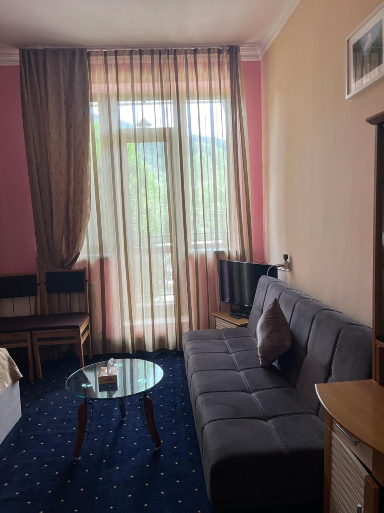 Greenwood Hotel Dilisan Kültér fotó