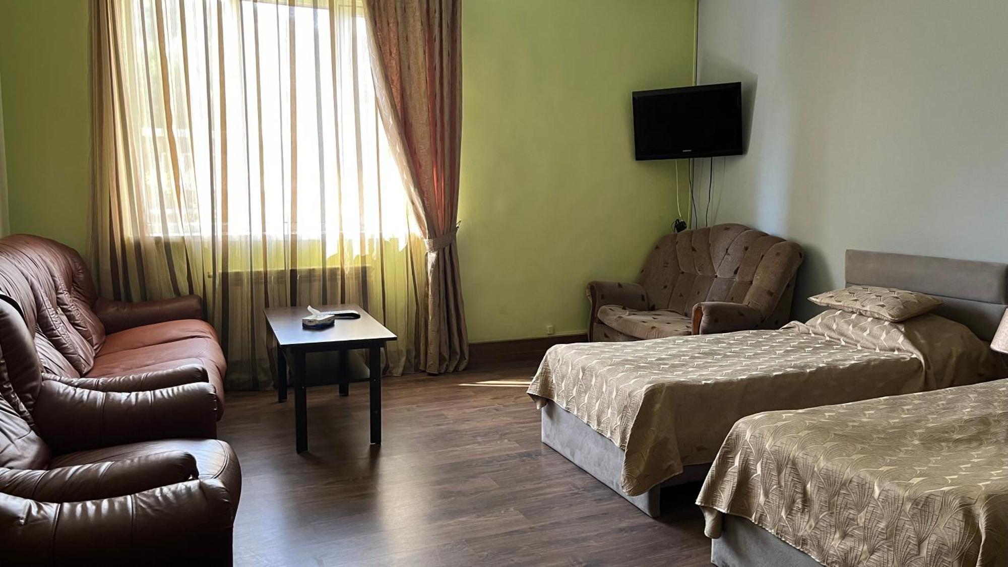 Greenwood Hotel Dilisan Kültér fotó