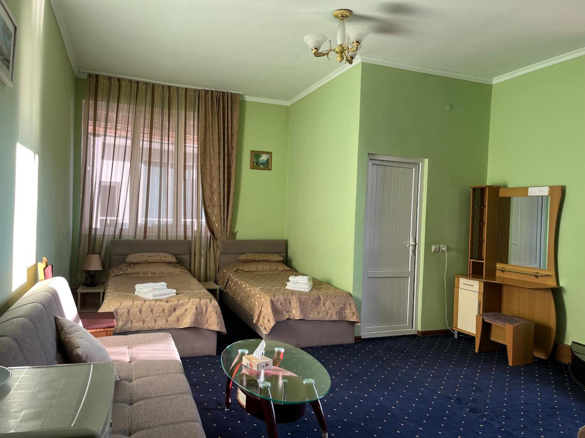 Greenwood Hotel Dilisan Kültér fotó
