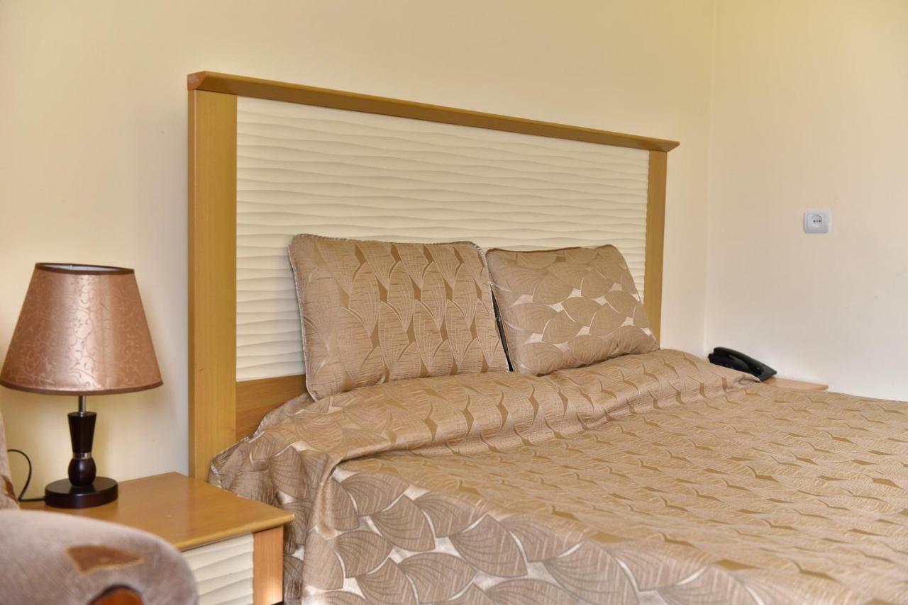 Greenwood Hotel Dilisan Kültér fotó