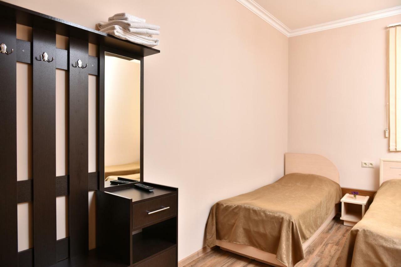 Greenwood Hotel Dilisan Kültér fotó