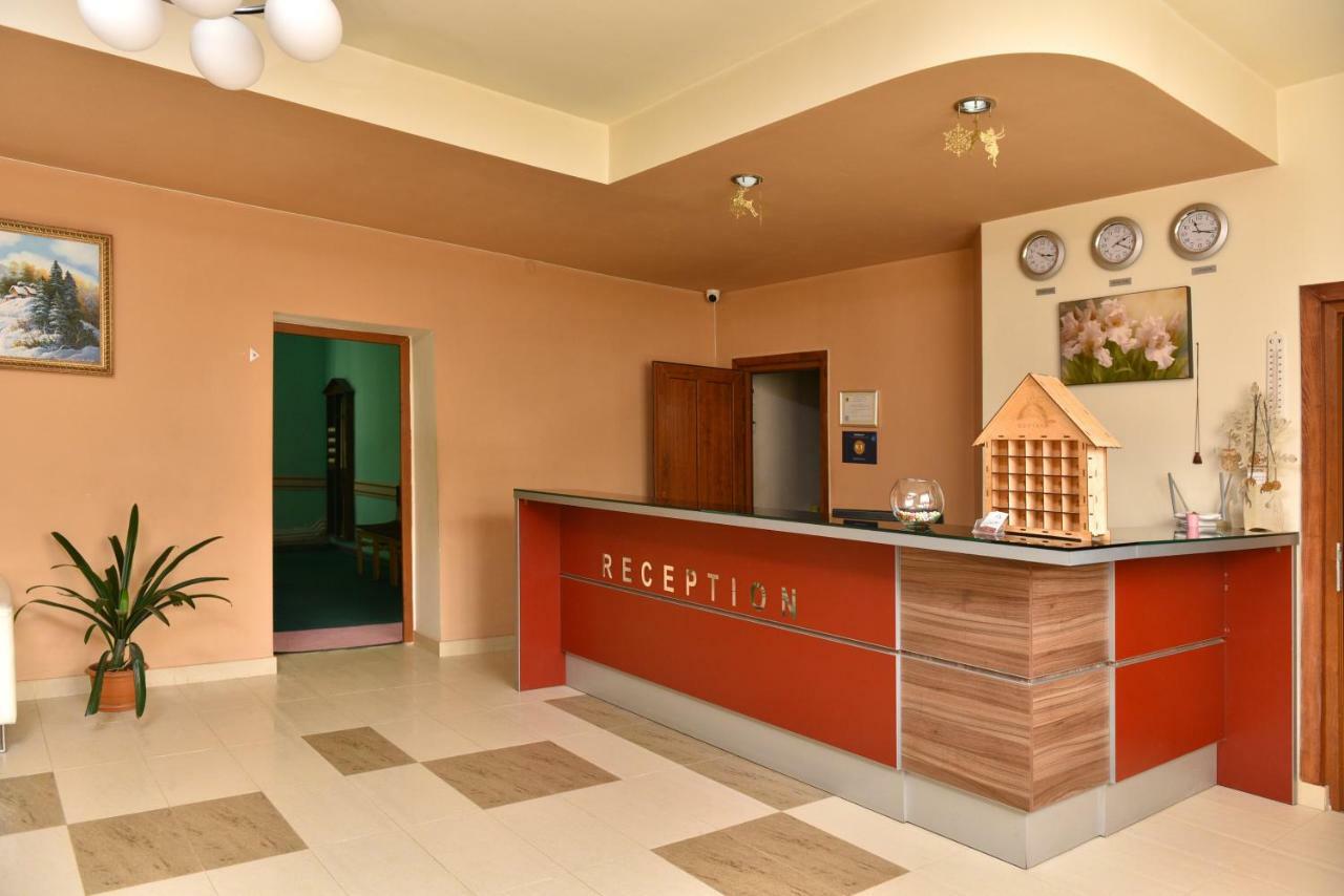 Greenwood Hotel Dilisan Kültér fotó